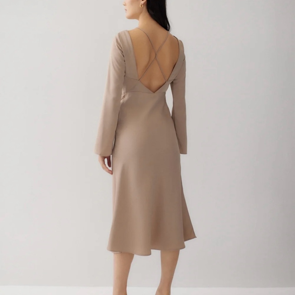 Tan Ribbed Sheath Dress with Raglan Sleeves - Picture 3 of 8